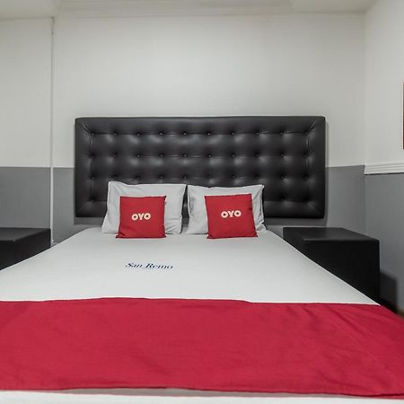 Oyo Hotel San Remo, Sao Paulo (Adults Only) Екстериор снимка